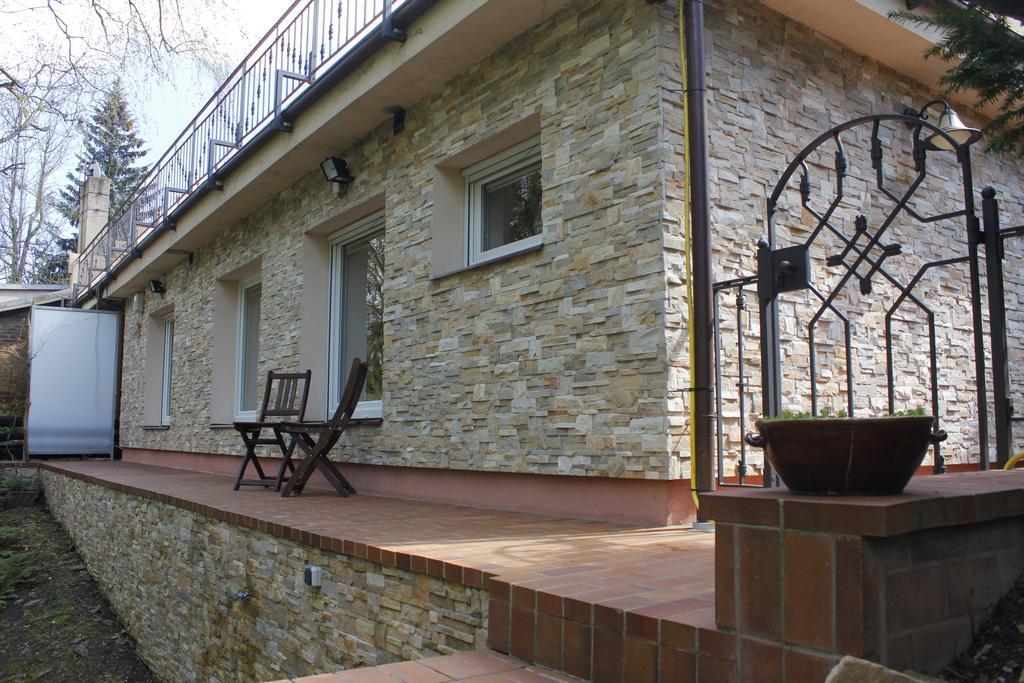 Apartment Dejvice Prague Extérieur photo